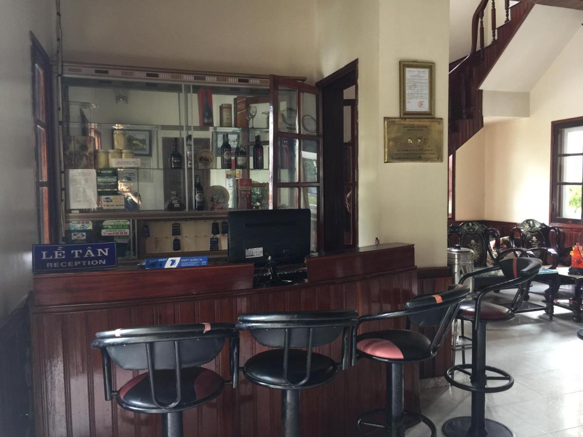 Hotel Khach San Nam Dong Dong Ha Zewnętrze zdjęcie